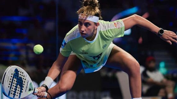 Bea González durante un partido.