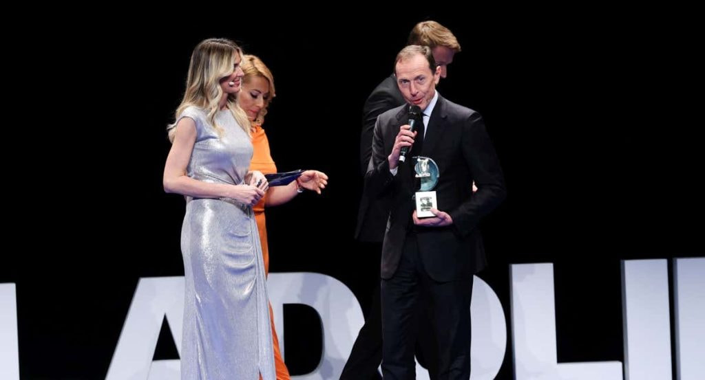 Butragueño representa al Real Madrid en la Gala Nacional del Deporte.