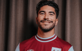 Carlos Soler con el West Ham.