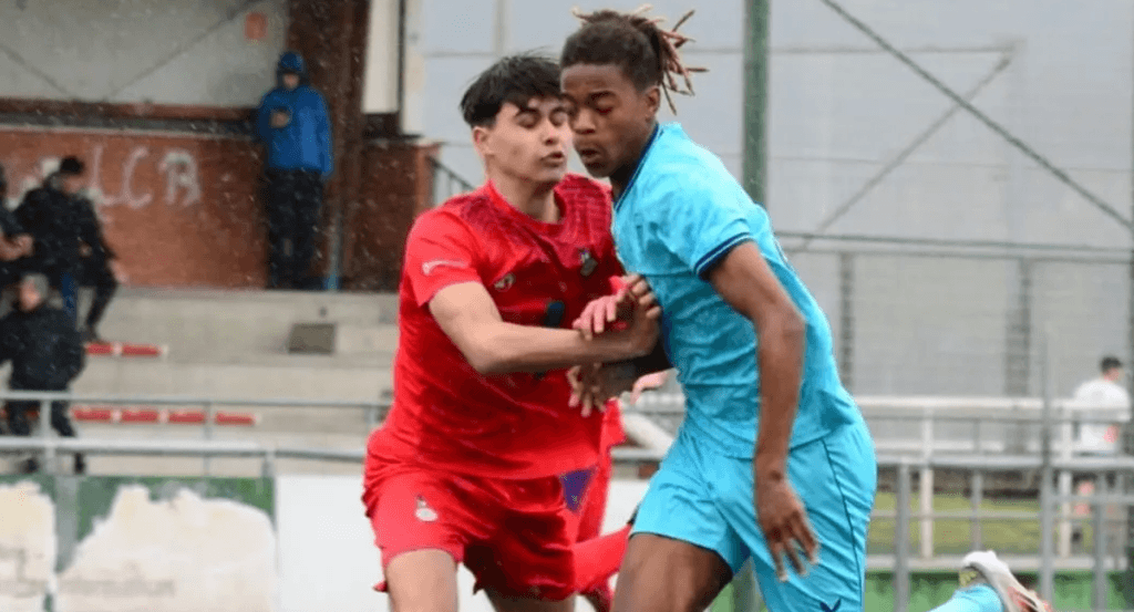 Christian Imga, en un partido con el Cadete Liga Vasca del Athletic.