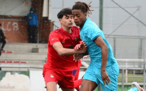 Christian Imga, en un partido con el Cadete Liga Vasca del Athletic.