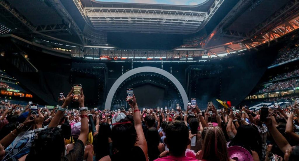Concierto de Karol G en el Santiago Bernabéu.
