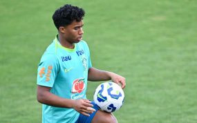 Endrick, durante un entrenamiento.