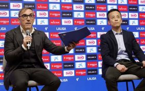 Fran Garagarza junto a Mao Ye.