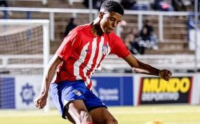 Jorge Domínguez jugando con el Atlético de Madrid.