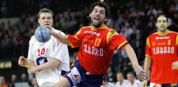 Juanín García, durante el Europeo de balonmano 2007.