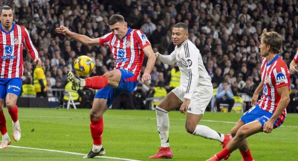 Lance en el partido de Liga