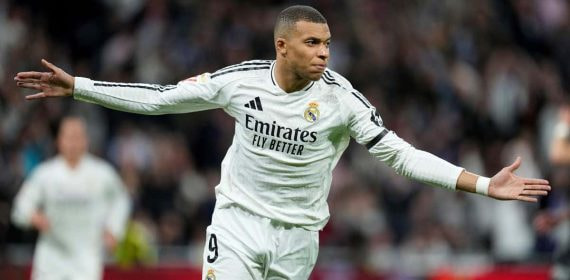 Kylian Mbappé celebrando un gol en el Bernabéu.