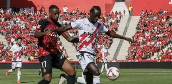 Mumin, en un partido de la presente temporada.