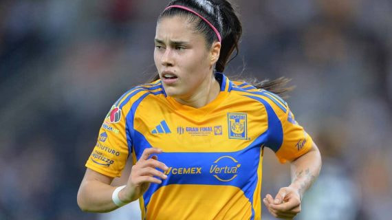 Lizbeth Ovalle durante la última final del Apertura con Tigres.