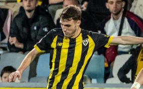 Pablo Santiago, en un partido con el Barakaldo.
