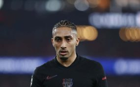 Raphinha, en un partido con el Barcelona.