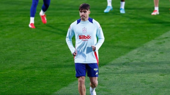 Asencio, en un entrenamiento de la Selección.