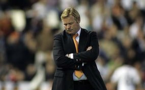 Ronald Koeman durante un partido del Valencia en Mestalla.