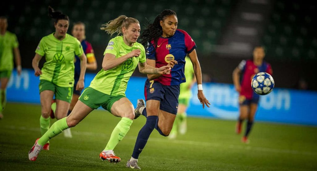 Salma Paralluelo, jugadora del Barça, durante el partido de Champions ante el Wolfsburgo.