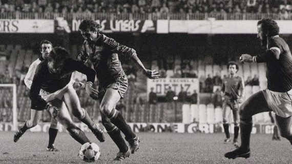 Un partido de la Selección ante Escocia en Mestalla, en 1982.