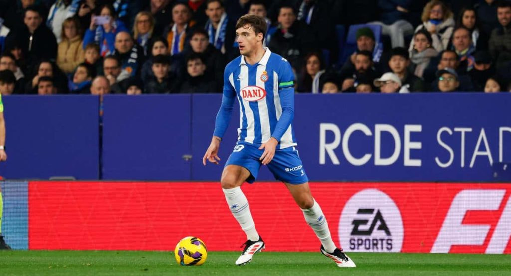 Urko González con la camiseta del Espanyol ante el Real Madrid.