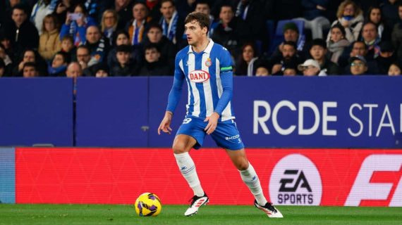 Urko González con la camiseta del Espanyol ante el Real Madrid.