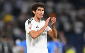 Jesús Vallejo, durante el Real Madrid - Deportivo Alavés.
