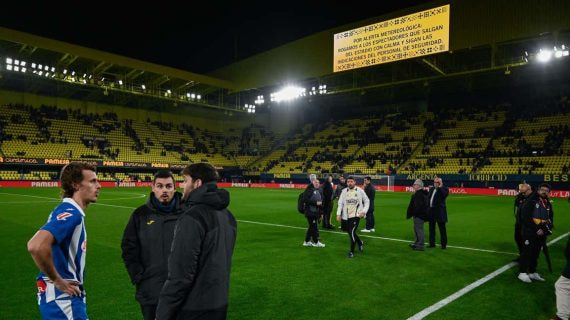 El Villarreal-Espanyol se suspendió cuando todo estaba listo para que se disputara.