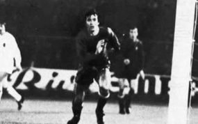 Violeta, en el instante del autogol.
