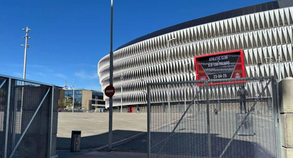 San Mamés, blindado para la previa frente al Rangers.