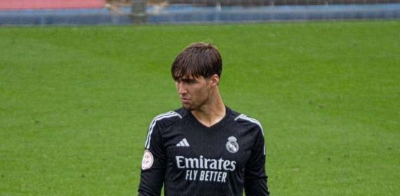 Fran González, en un partido en la cantera del Real Madrid.