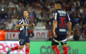 Sergio Canales, en un reciente partido con su equipo.
