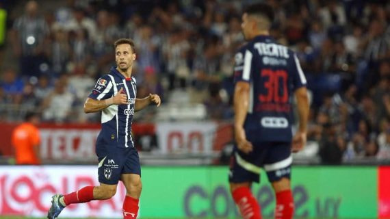 Sergio Canales, en un reciente partido con su equipo.