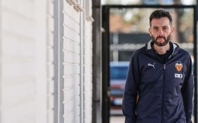 Carlos Corberán en la Ciudad Deportiva.