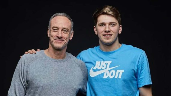 Luka Doncic junto a su representante Quique Villalobos.