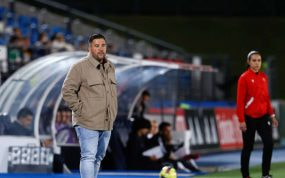 Ferran Cabello durante un partido con el Levante Badalona.