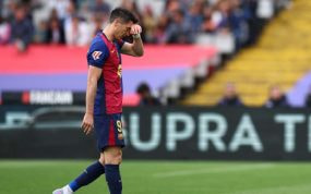 Lewandowski se marchó lesionado.
