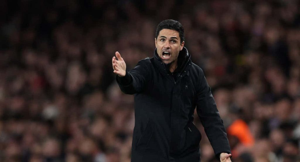 Mikel Arteta durante un partido del Arsenal.
