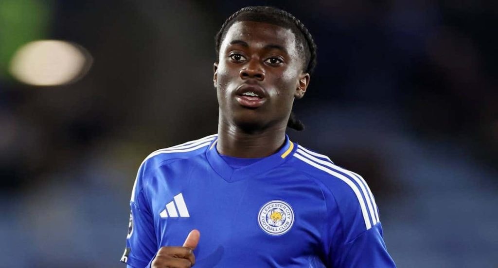 Jeremy Monga ha debutado con el Leicester City a los 15 años.