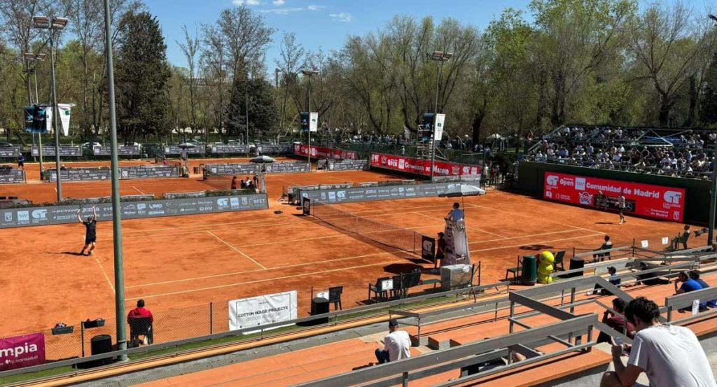 Panorámica del Open de la Comunidad de Madrid desde la pista central.