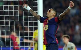 Raphinha celebra un gol ante el Dortmund.
