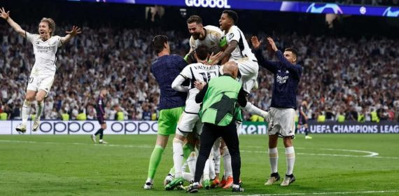 Celebración del Real Madrid en el segundo gol de Joselu contra el Bayern en 2024.