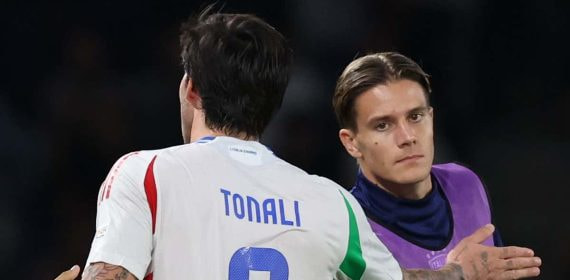 Tonali y Fagioli, en u partido con la selección italiana.