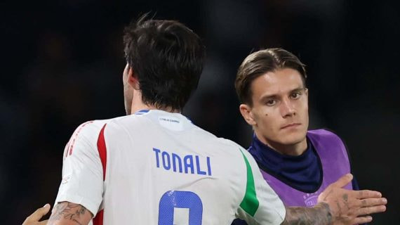 Tonali y Fagioli, en u partido con la selección italiana.