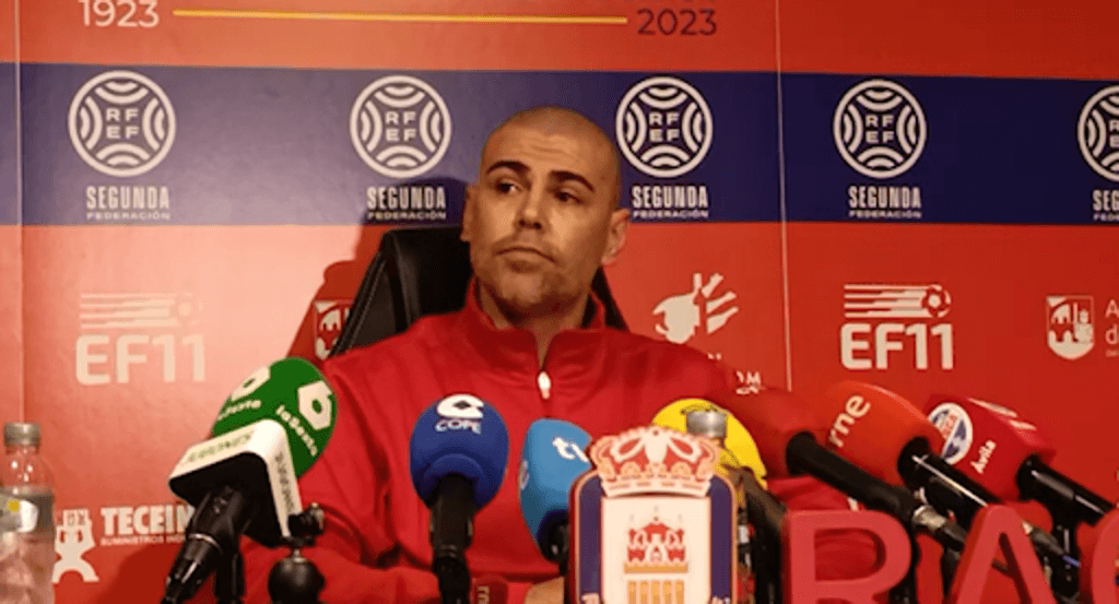 Valdés, durante la rueda de prensa.
