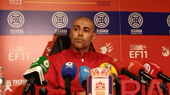 Valdés, durante la rueda de prensa.