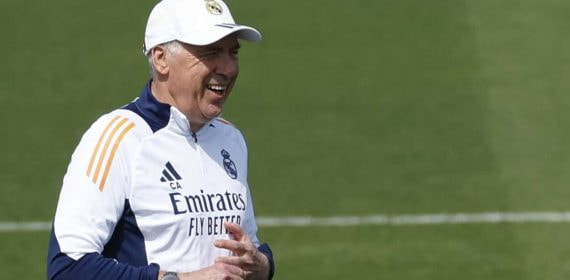 Carlo Ancelotti durante una de sus últimas sesiones con el Real Madrid.