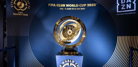 El trofeo del Mundial de Clubes.