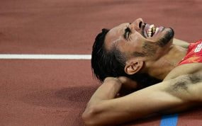 Mo Katir durante su participación en el Mundial de atletismo de 2023.