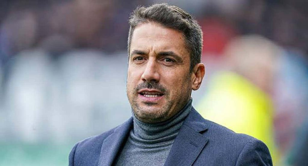 Julio Velázquez.