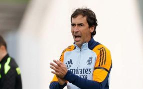Raúl González, durante el Castilla-Marbella.