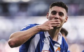 Roberto Fernández, delantero del Espanyol.