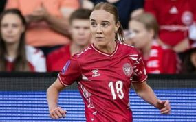 Sara Holmgaard durante un partido con Dinamarca.