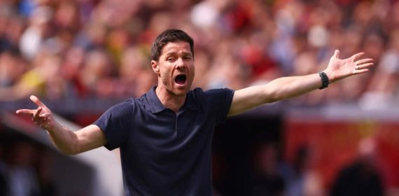 Xabi Alonso, durante un partido del Bayer Leverkusen.